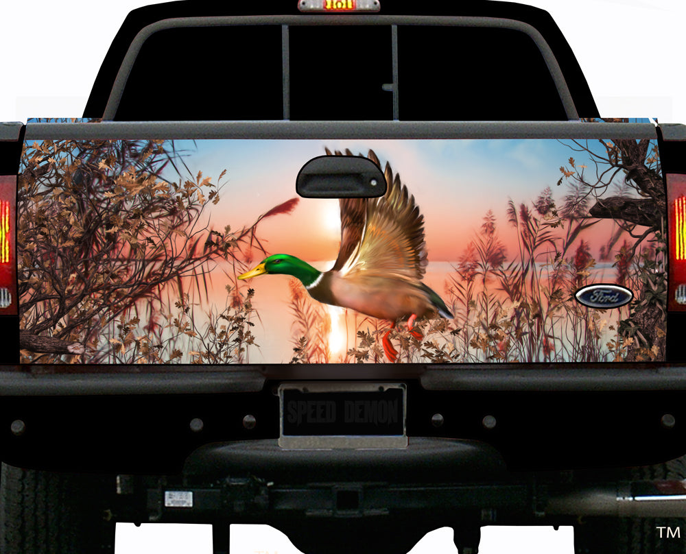 Tailgate Wraps Duck Pond